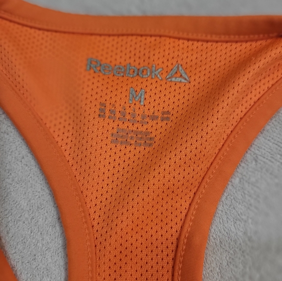 Workout Clothing Lot Size Medium - Picture 3 of 11